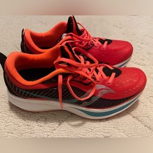 Saucony Endorphin Speed 2 NEW Size 10